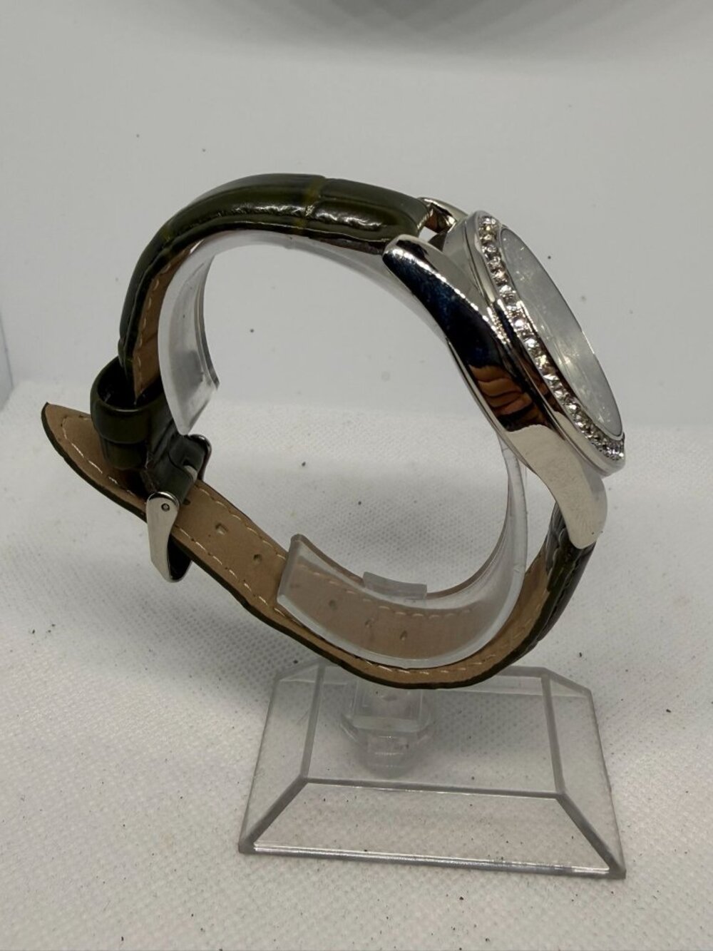XOXO 3347 Women's 37mm Silver Crystal Bezel Faux Chrono Olive Green Band Watch - Picture 5 of 13